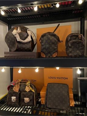Different types of Louis Vuitton Monogram Canvas Bag with Tan Trim. Not a bundle